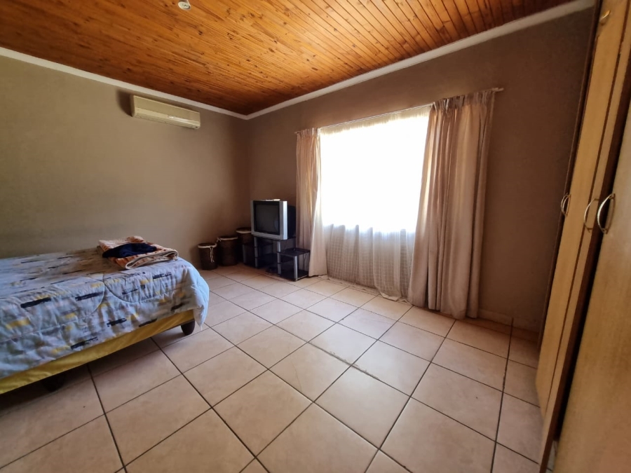 3 Bedroom Property for Sale in Noordhoek Free State